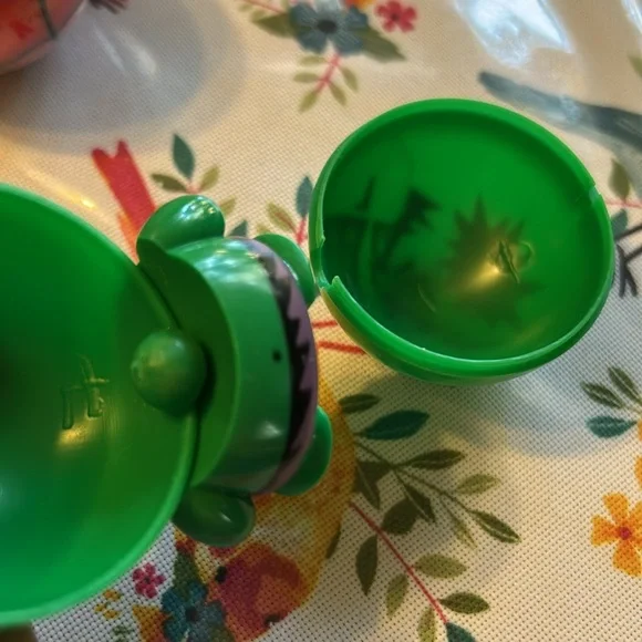 Marvel 2009 Marvel Heroes Buildable Figurines Bundle of Six (6) Hulk Spider-Man - Picture 13 of 15